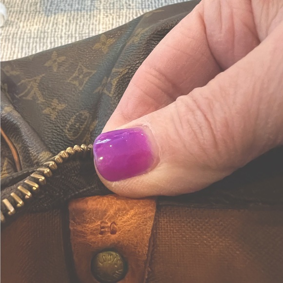 Louie Vuitton Speedy - Picture 15 of 16